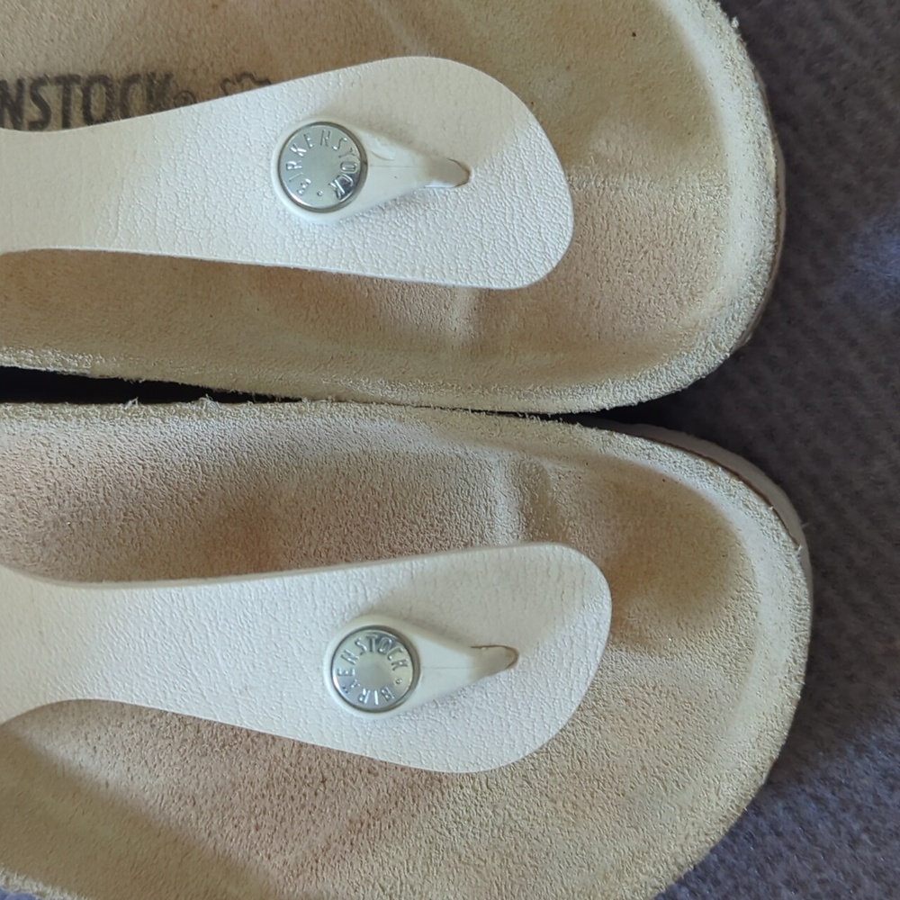 SOLD White Birkenstocks Like New - Picture 3 of 4